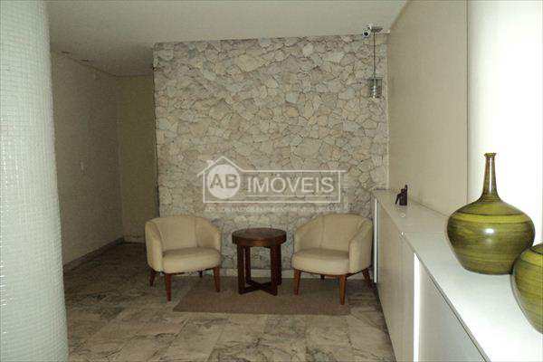 Apartamento em Santos, no bairro Gonzaga