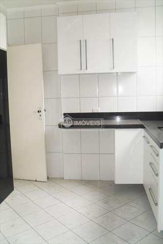 Apartamento, código 2477 em Santos, bairro Embaré