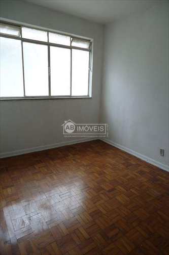 Apartamento, código 2246 em Santos, bairro Boqueirão