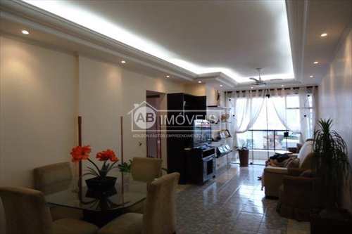 Apartamento, código 2114 em Santos, bairro Embaré
