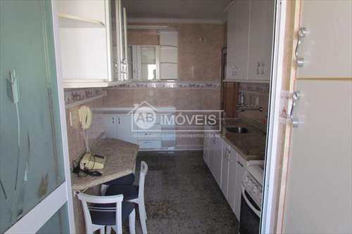Apartamento, código 2034 em Santos, bairro Boqueirão