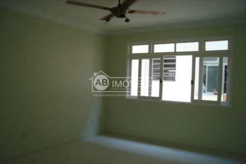 Apartamento, código 1530 em Santos, bairro Embaré