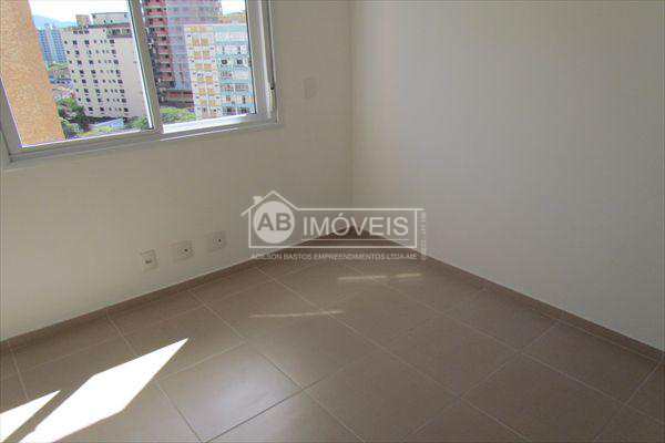 Apartamento em Santos, no bairro Boqueirão