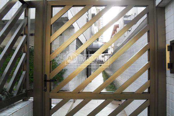 Apartamento em Santos, no bairro Gonzaga