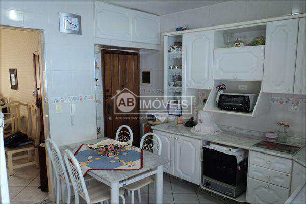 Apartamento em Santos, no bairro Gonzaga
