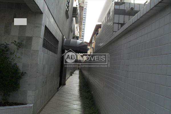 Apartamento em Santos, no bairro Gonzaga