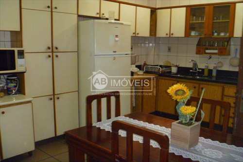 Sobrado, código 1081 em Santos, bairro Boqueirão
