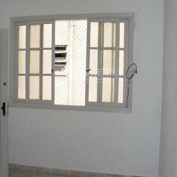 Apartamento em Santos, bairro Gonzaga