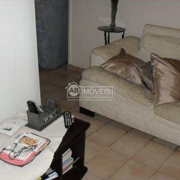 Apartamento em Santos, bairro José Menino