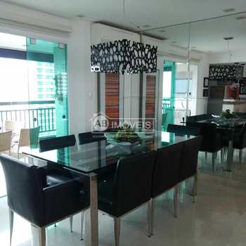 Apartamento em Santos, bairro Embaré