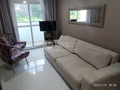 Apartamento, código 3226 em São Vicente, bairro Vila Voturua