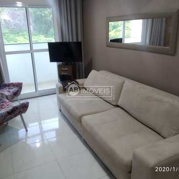Apartamento em São Vicente, bairro Vila Voturua
