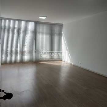 Apartamento em Santos, bairro Boqueirão