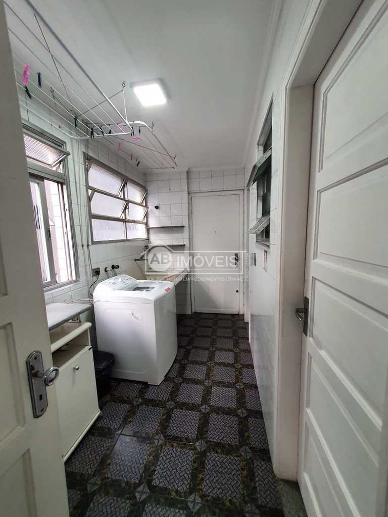 Apartamento em Santos, no bairro Gonzaga