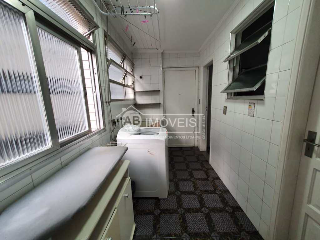 Apartamento em Santos, no bairro Gonzaga