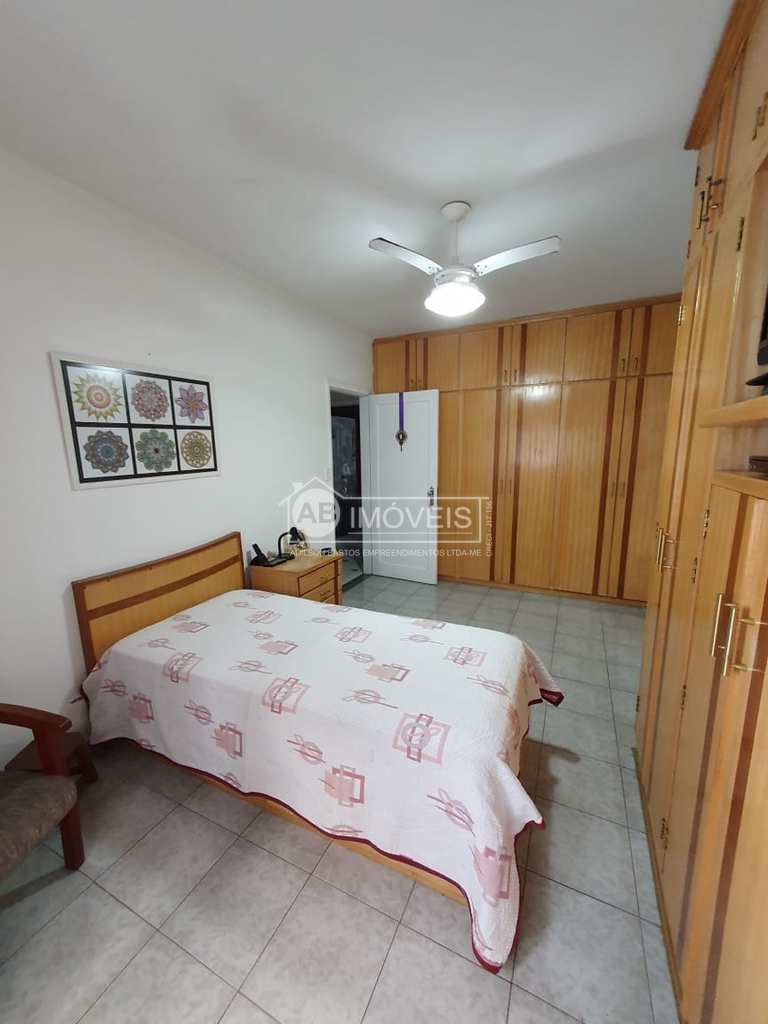 Apartamento em Santos, no bairro Gonzaga