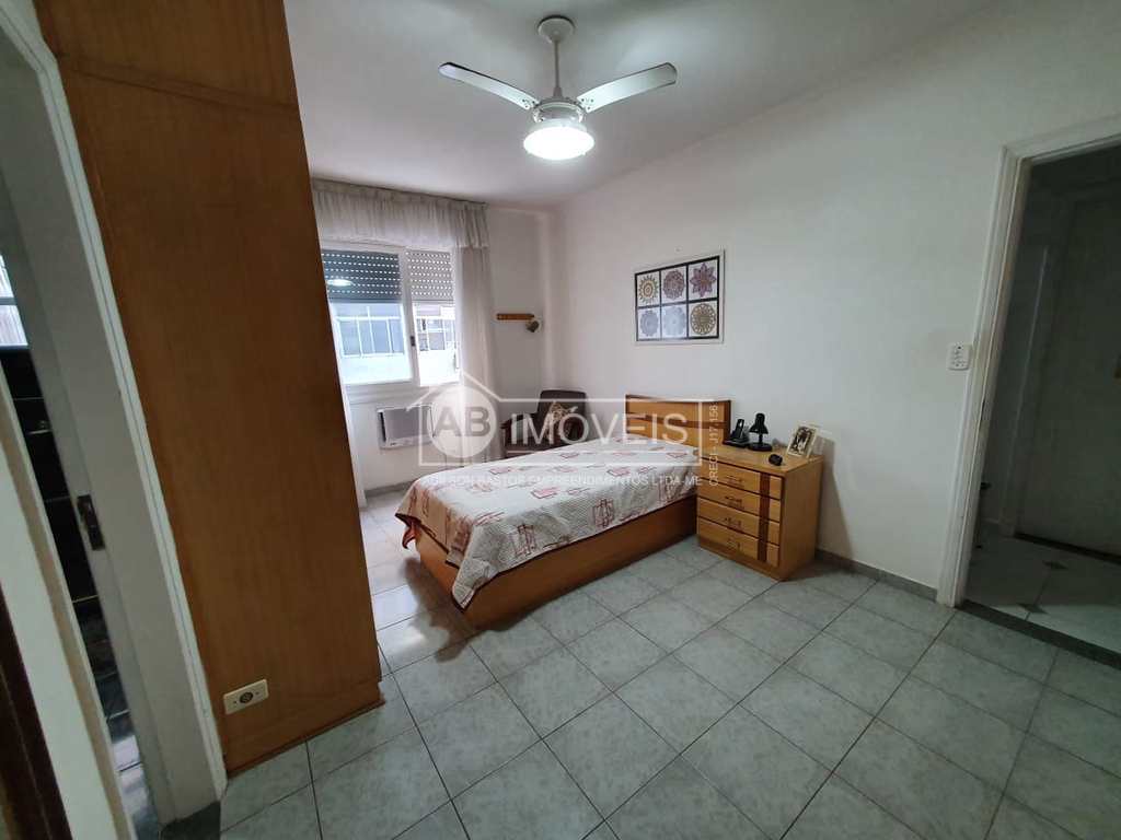 Apartamento em Santos, no bairro Gonzaga