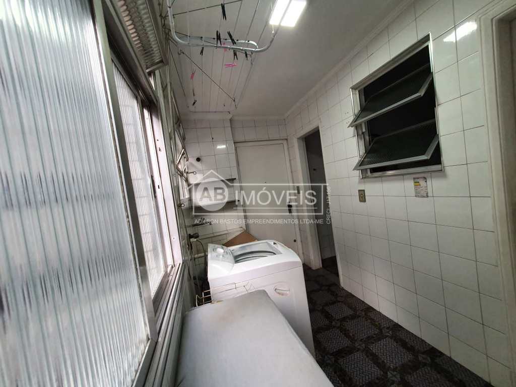 Apartamento em Santos, no bairro Gonzaga