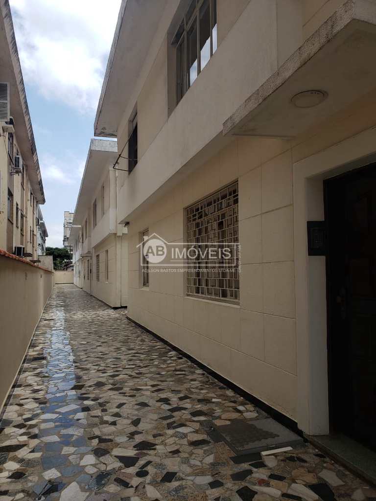 Apartamento em Santos, no bairro Boqueirão