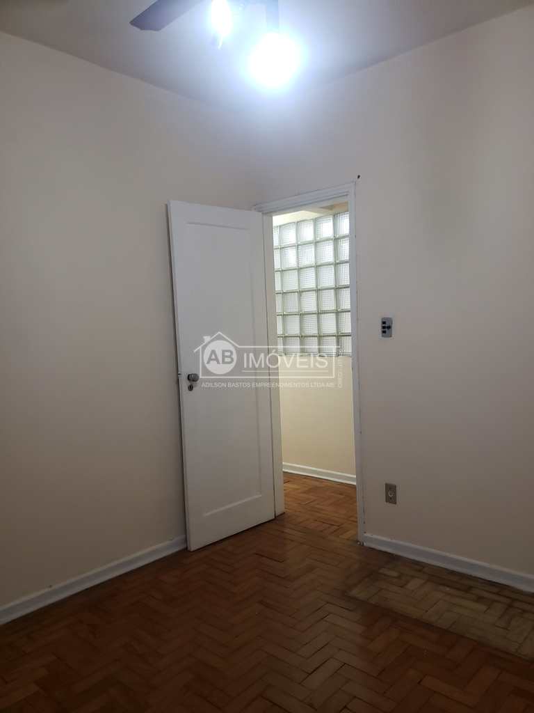 Apartamento em Santos, no bairro Boqueirão