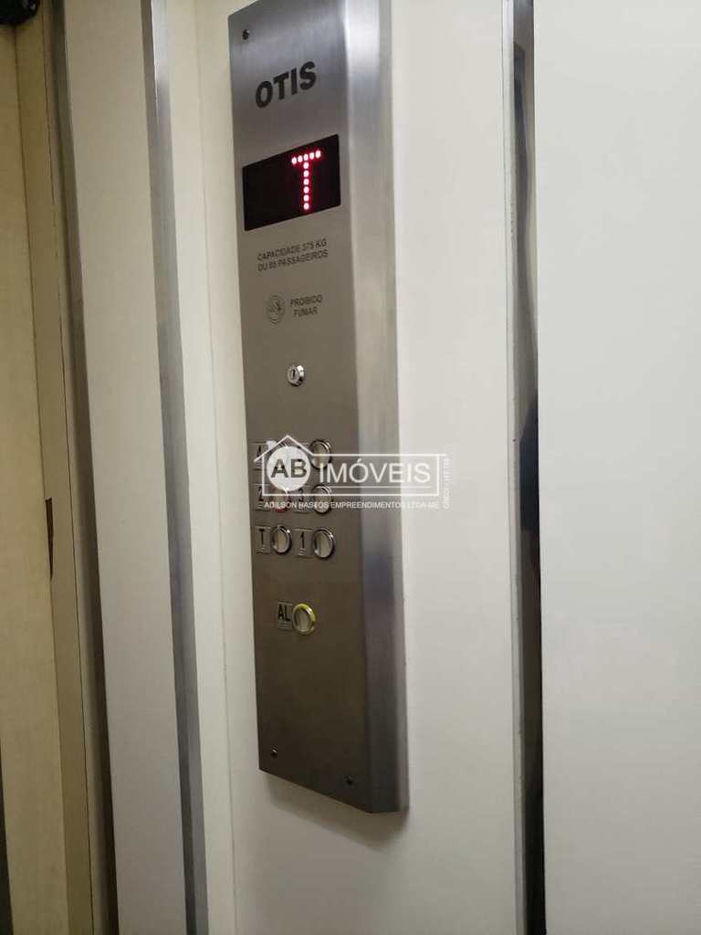 Apartamento em Santos, no bairro Boqueirão