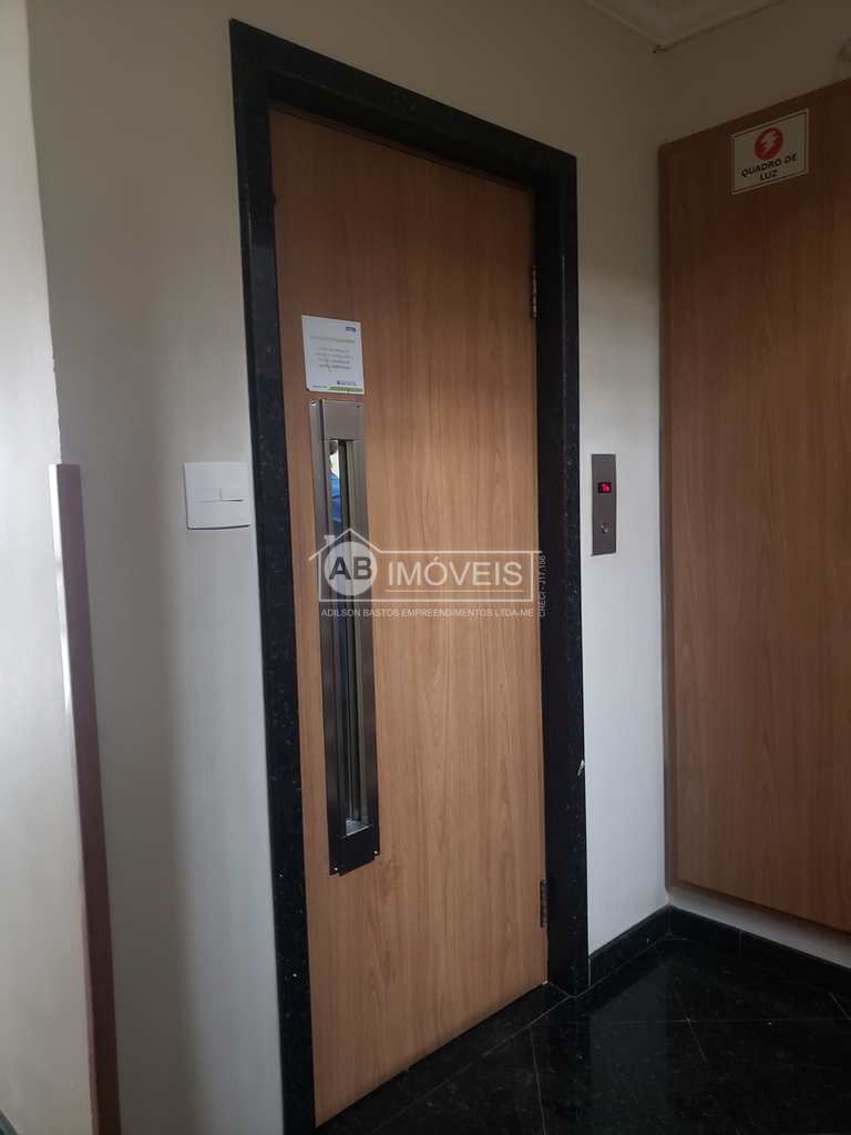 Apartamento em Santos, no bairro Boqueirão