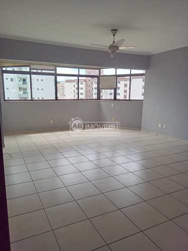 Apartamento, código 4680 em Santos, bairro Gonzaga