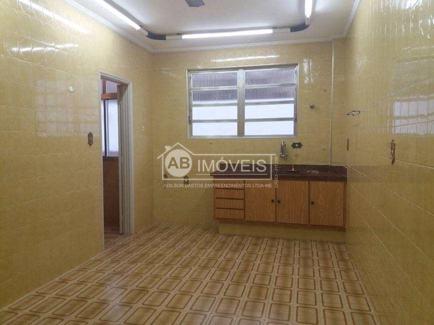 Apartamento em Santos, no bairro Gonzaga