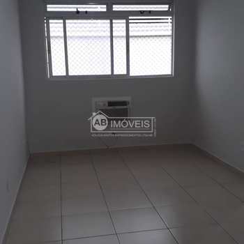 Apartamento em Santos, bairro Gonzaga