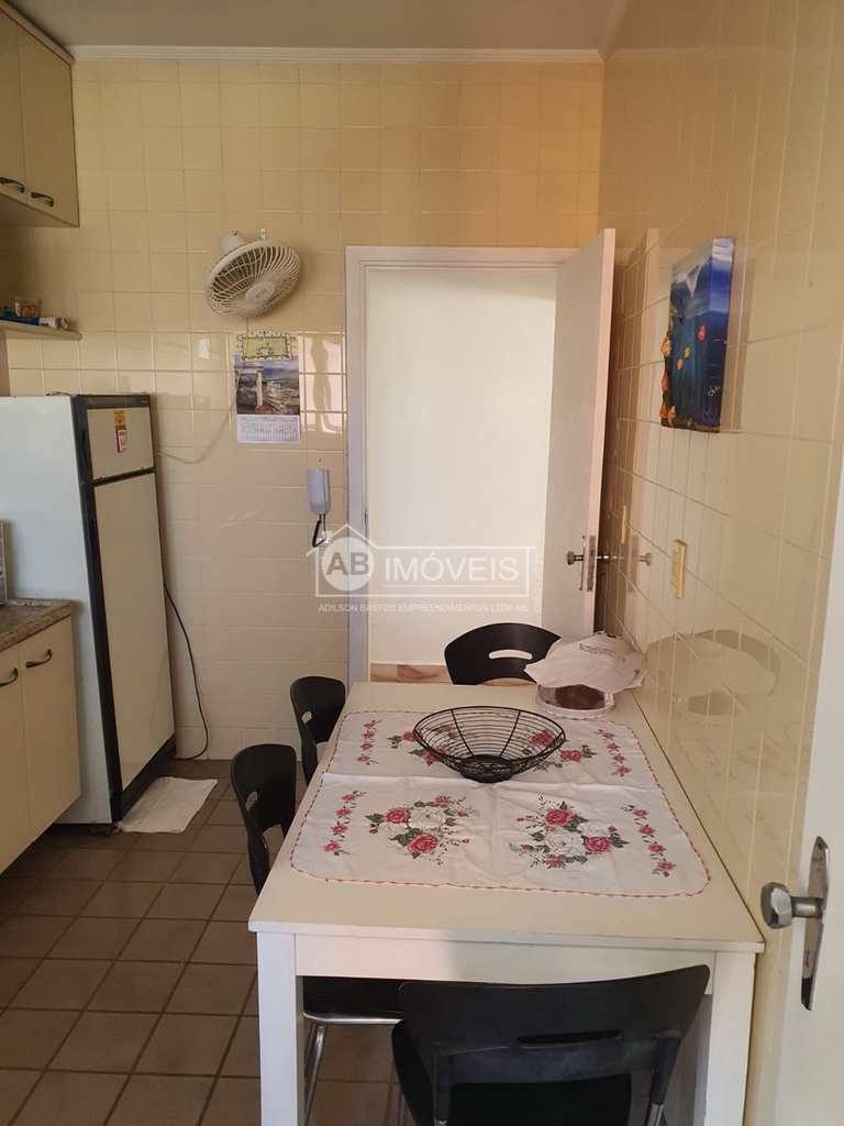 Apartamento em Santos, no bairro Boqueirão