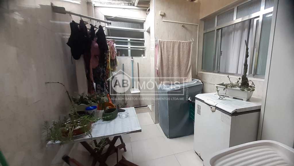 Apartamento em Santos, no bairro Macuco