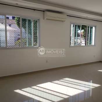 Sobrado em Santos, bairro Campo Grande