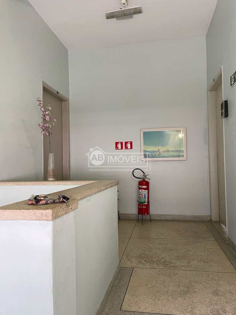 Sala Comercial em Santos, no bairro Embaré