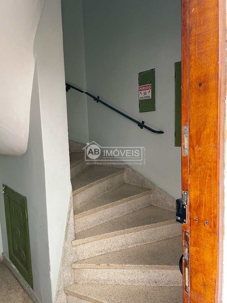 Sala Comercial em Santos, no bairro Embaré