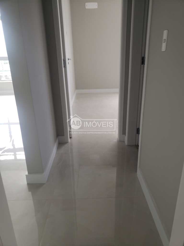 Apartamento em Santos, no bairro Ponta da Praia