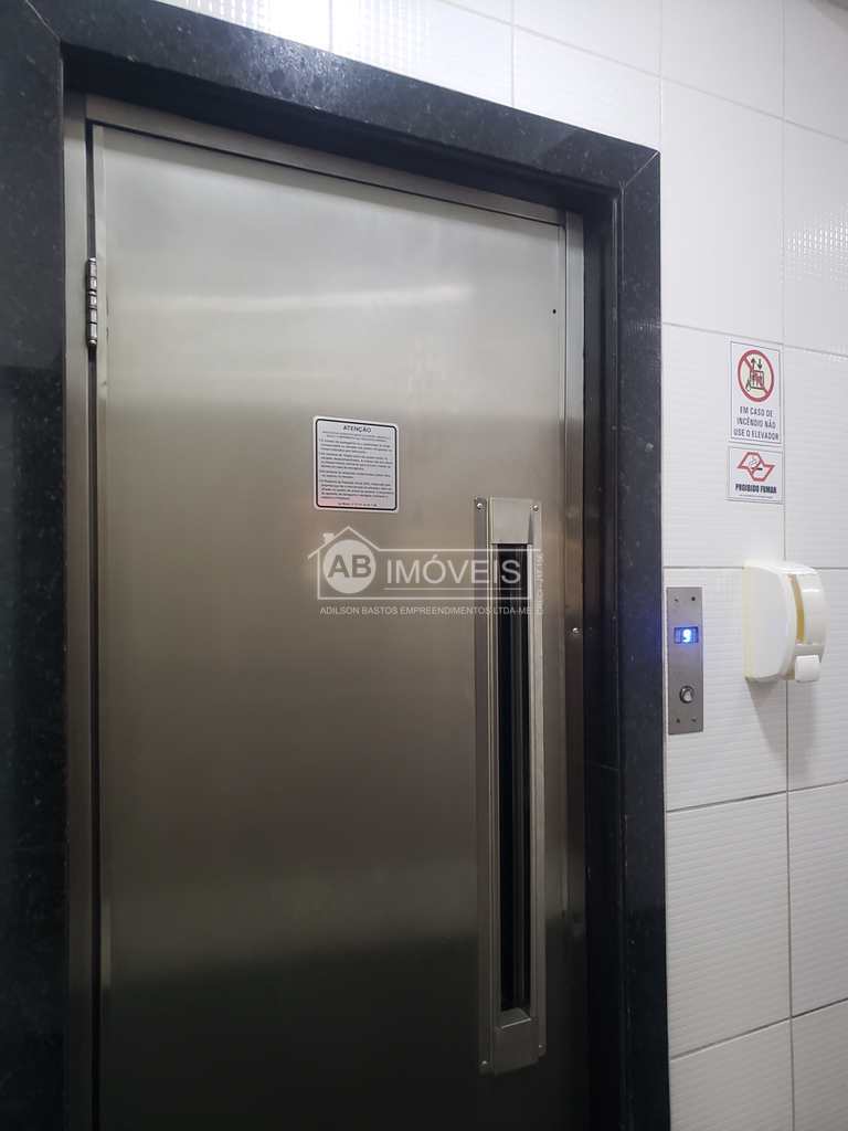 Apartamento em Santos, no bairro Ponta da Praia