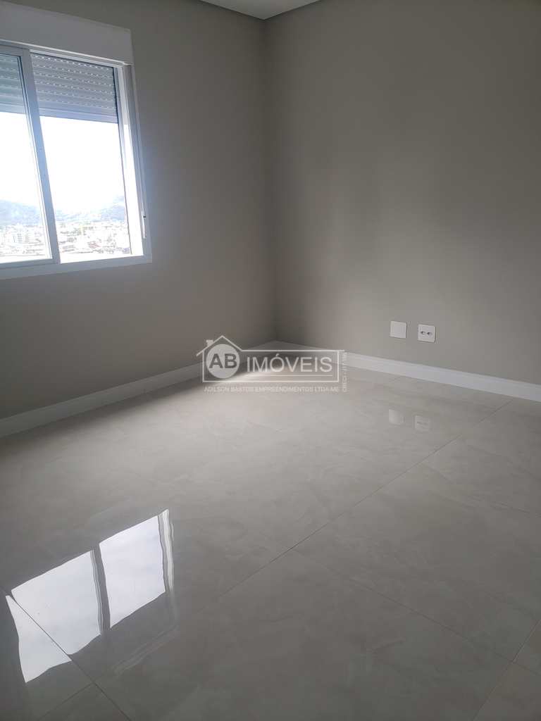Apartamento em Santos, no bairro Ponta da Praia