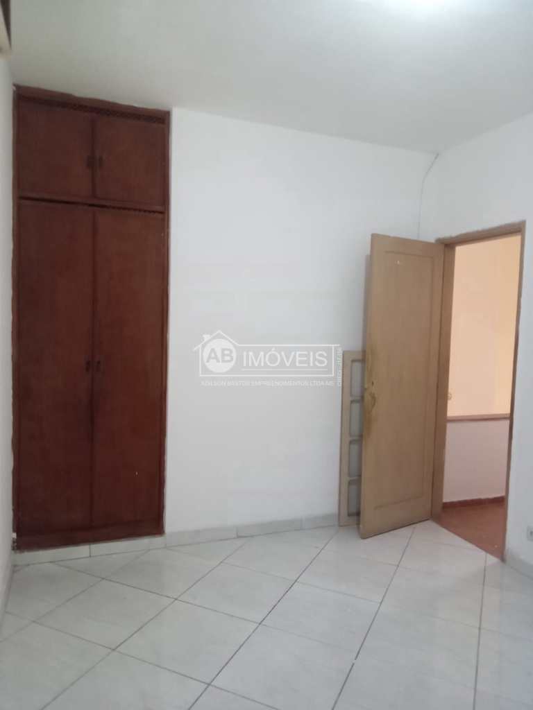 Sobrado de Vila em Santos, no bairro Vila Mathias