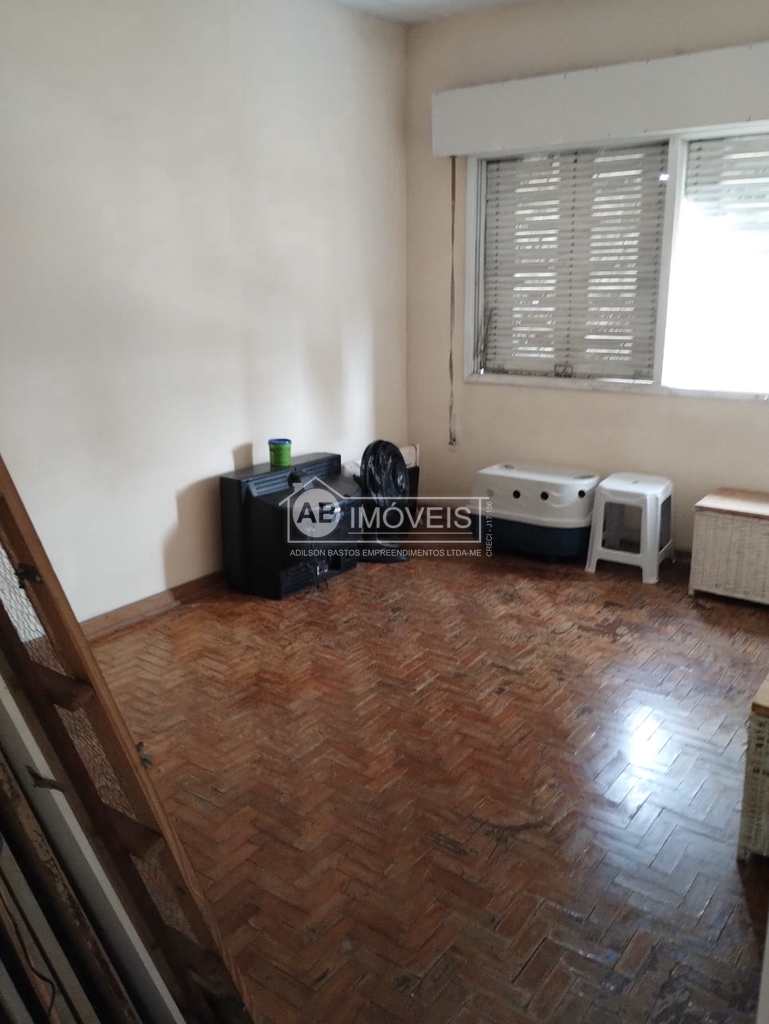 Sobrado em São Vicente, no bairro Vila Valença