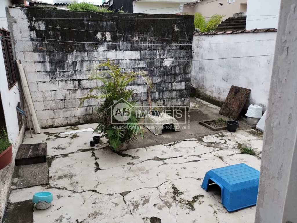 Sobrado em São Vicente, no bairro Vila Valença
