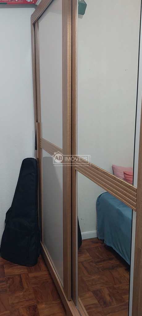 Apartamento em São Vicente, no bairro Centro