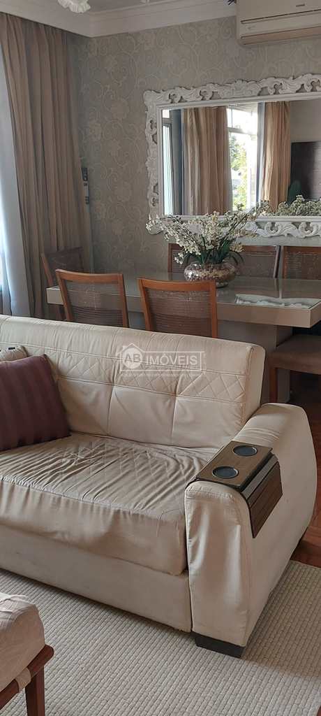 Apartamento em São Vicente, no bairro Centro