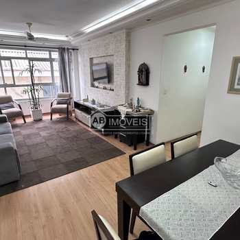 Apartamento em Santos, bairro Marapé