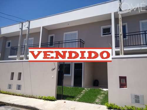 Sobrado, código 648 em Bertioga, bairro Centro