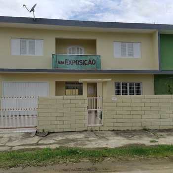 Sobrado em Bertioga, bairro Rio da Praia