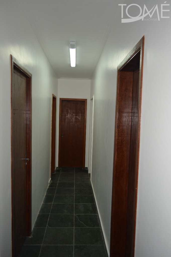 Conjunto Comercial em Bertioga, no bairro Centro