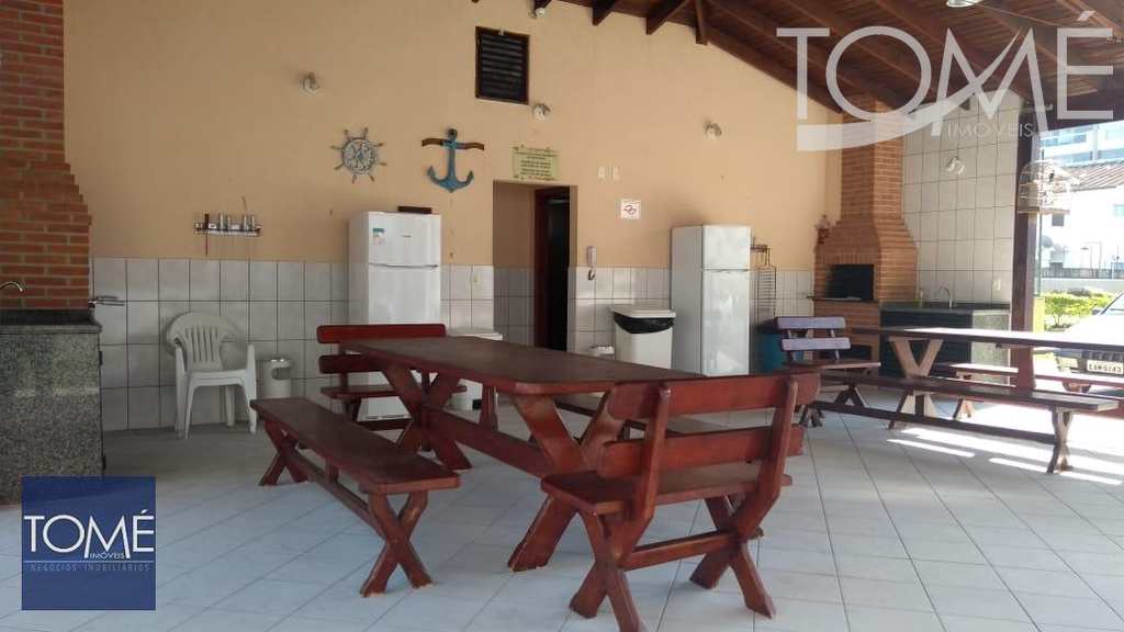 Apartamento em Bertioga, no bairro Centro