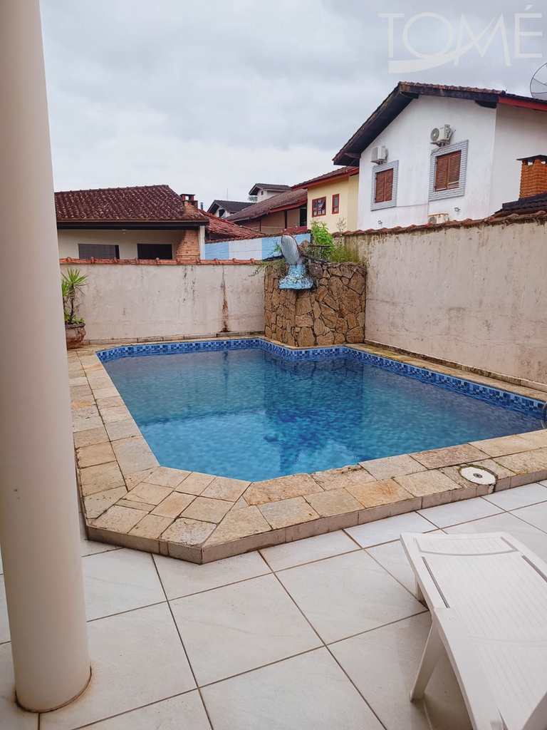 Casa de Condomínio em Bertioga, no bairro Maitinga