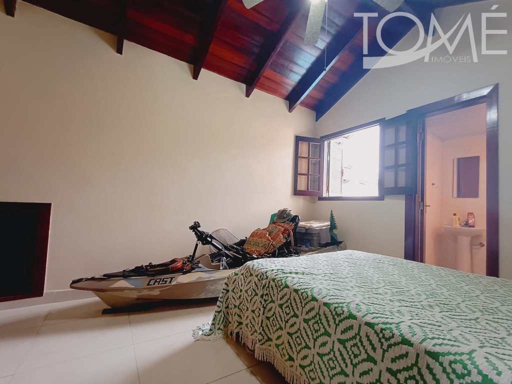 Casa de Condomínio em Bertioga, no bairro Maitinga