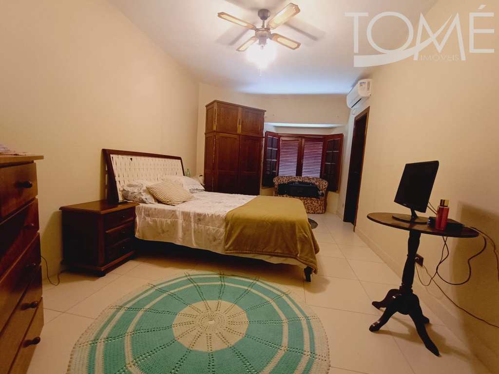 Casa de Condomínio em Bertioga, no bairro Maitinga